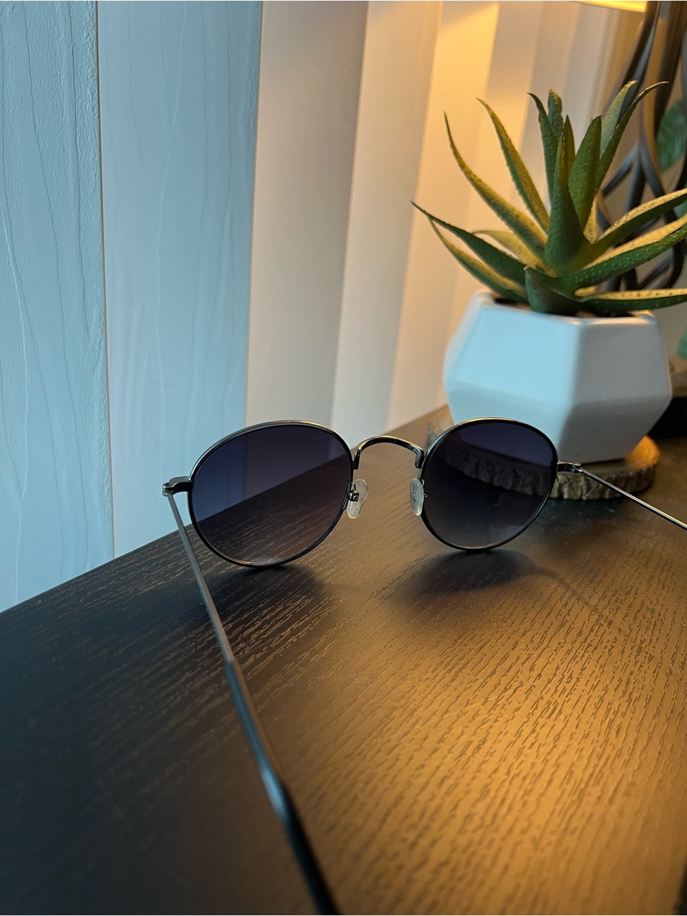 VINTAGE MENS ROUND SUNGLASSES - Picture 7 of 9